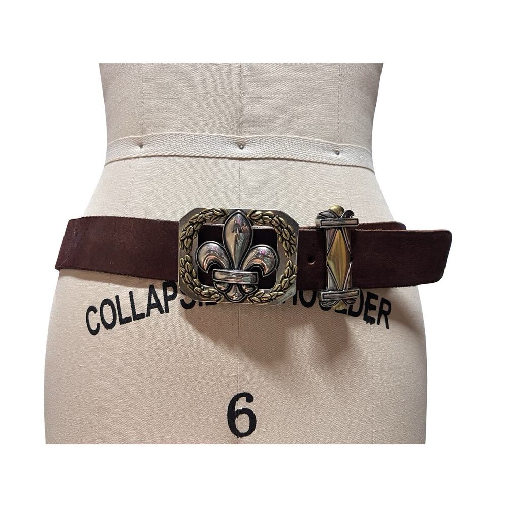 Washed Up Hollywood Fleur De Lis Belt buckle w/Keeper and Brown Leather Belt 34